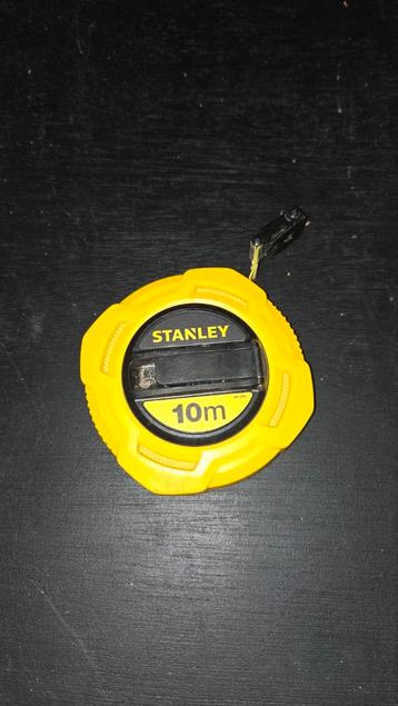 Stanley landmeter 10 meter lang beschikbaar voor biedingen