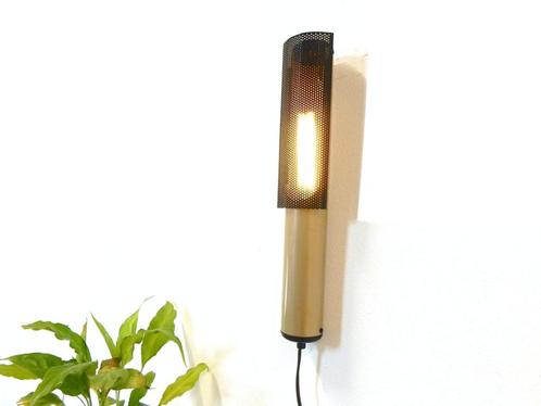 Retro Vintage Wandlamp Woja Jaren 80 Goud Kleur Dutch Design, Huis en Inrichting, Lampen | Wandlampen, Gebruikt, Kunststof, Metaal