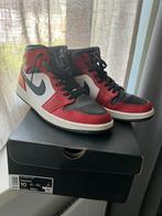 Nike Air Jordan 1 Mid (black/black-gym red) maat 44, Ophalen of Verzenden, Zo goed als nieuw, Zwart