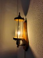 Wandlamp. Wandlantaarn . Vintage. Hout, glas, messing., Ophalen, Gebruikt, Hout