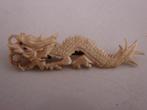 Vintage broche draakje. Ik denk van been., Sieraden, Tassen en Uiterlijk, Broches, Overige materialen, 4 tot 7 cm, Overige kleuren