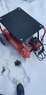 Krachtige 2 cilinder Compressor Brown 230v, Ophalen, Gebruikt, 6 tot 10 bar, 400 tot 800 liter/min