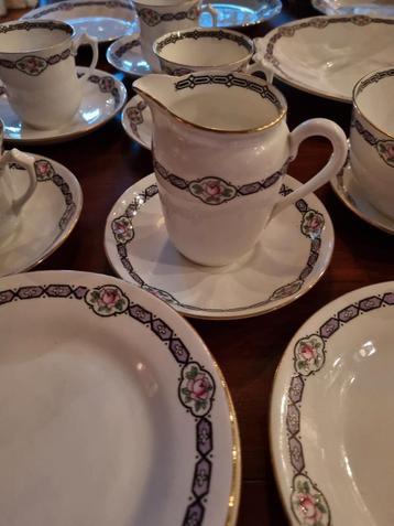ANTIEK TUSCAN PORSELEINEN ENGELSE THEE SERVIES UIT 1917  beschikbaar voor biedingen