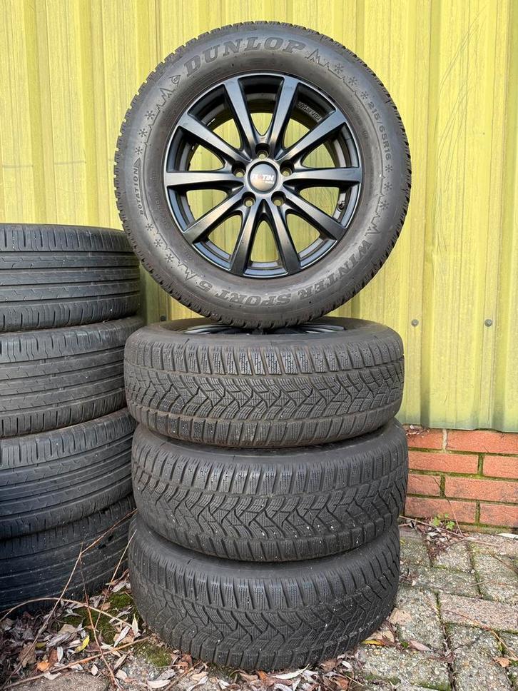 Winterset Seat/VW Dunlop Winter Sport 5 215/65 R16 4x7mm, Auto diversen, Wieldoppen, Zo goed als nieuw, Ophalen