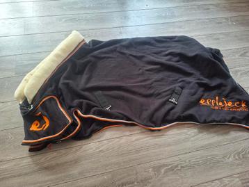 Nieuw! EJ zweetdeken met bontkraag 205cm beschikbaar voor biedingen
