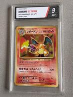 Charizard Base 1st edition Japanese, Hobby en Vrije tijd, Ophalen of Verzenden, Nieuw, Losse kaart, Foil