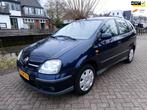 Nissan Almera Tino 1.8 Visia 116pk Clima Trekhaak 1250kg. Ho, Stof, 4 cilinders, 116 pk, Origineel Nederlands