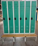 Vintage lockers kasten met bankjes ervoor, Huis en Inrichting, Kasten | Lockerkasten, Ophalen of Verzenden, Gebruikt