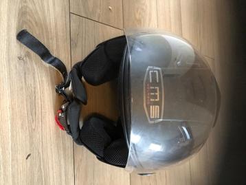 Integraalhelm scooter beschikbaar voor biedingen