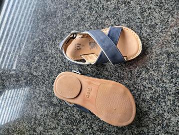 Sandalen kind beschikbaar voor biedingen