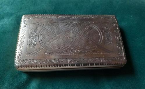 Prachtige grote antieke zilveren tabaksdoos uit 1840., Antiek en Kunst, Antiek | Goud en Zilver, Zilver, Ophalen of Verzenden