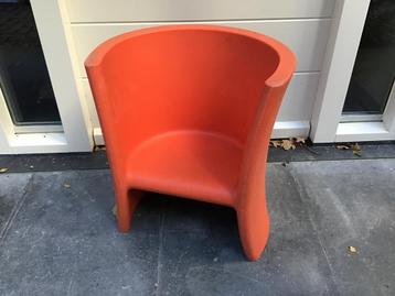 “MAGIS” ME TOO “TRIOLI”kinder/hobbel stoel beschikbaar voor biedingen