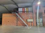 Metalen trap gegalvaniseerd., Doe-het-zelf en Verbouw, Ladders en Trappen, Ophalen, Zo goed als nieuw, Trap, 4 meter of meer