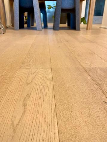 Eiken houten vloer, white wash, 50 m2, planken beschikbaar voor biedingen