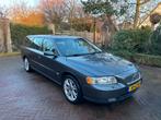 Volvo V70 2.4 170PK AUT 2006 Grijs, Auto's, 1800 kg, Zwart, 2435 cc, Particulier
