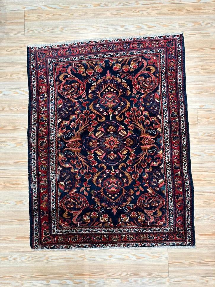 Perzisch Tapijt Lilian Antik  (Carpet / Rug )147 x 112 cm, Huis en Inrichting, Stoffering | Tapijten en Kleden, Zo goed als nieuw