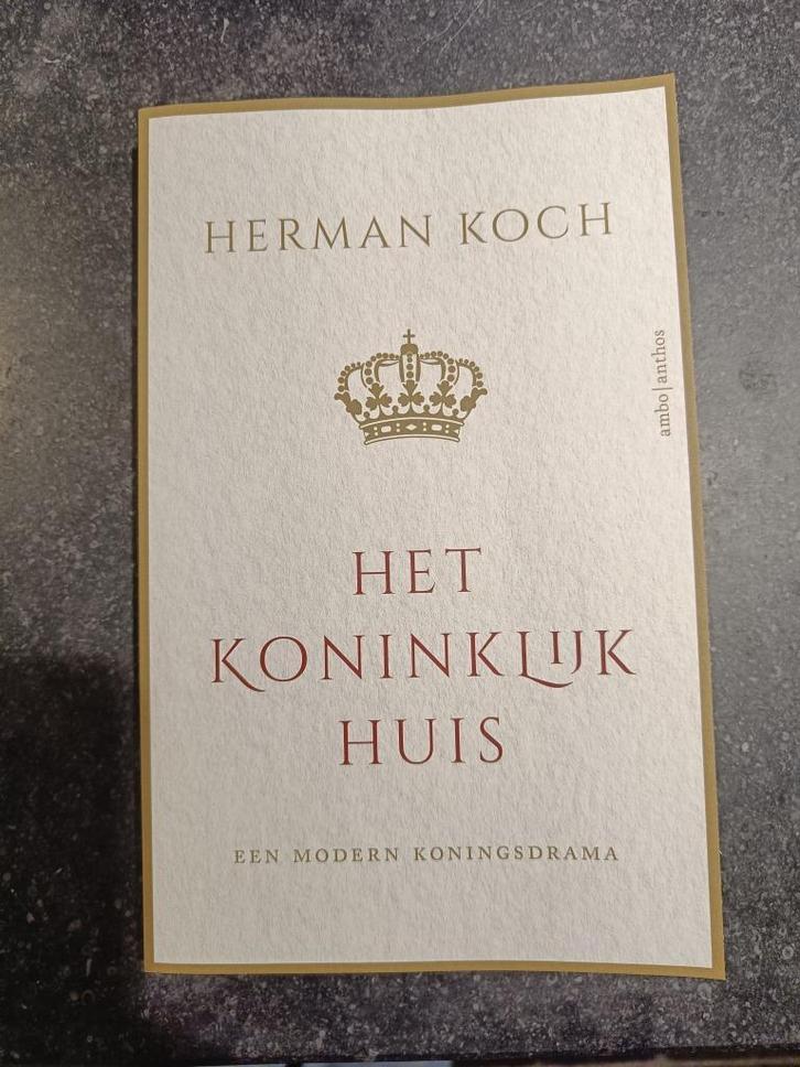 Het Koninklijk Huis - Een modern koningsdrama, Boeken, Romans, Zo goed als nieuw, Nederland, Ophalen of Verzenden