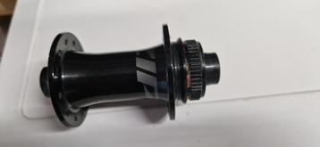 ZIPP voornaaf disc 100x12, 24 spaaks  ZIPP 303S beschikbaar voor biedingen