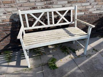 Houten Tuinbank beschikbaar voor biedingen