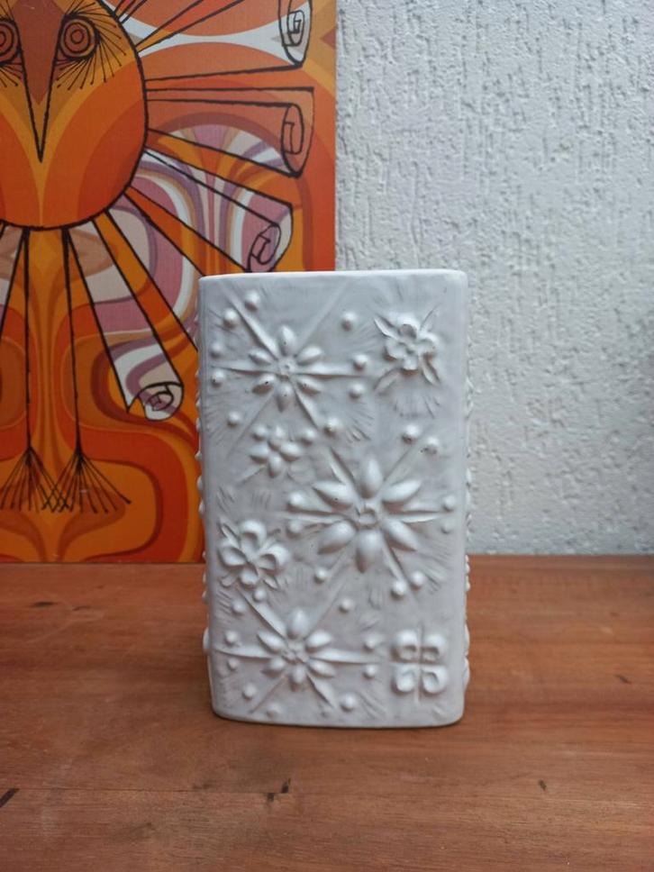 Fraaie witte vaas. Scheurich. Kosmos. Vintage, Antiek en Kunst, Antiek | Keramiek en Aardewerk, Ophalen of Verzenden