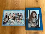 Twice- It’z icy and wannabe signed albums, Ophalen of Verzenden, Zo goed als nieuw, Cd of Plaat, Gesigneerd