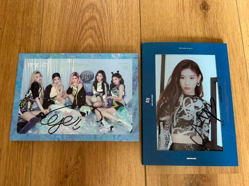 Twice- It’z icy and wannabe signed albums, Verzamelen, Muziek, Artiesten en Beroemdheden, Zo goed als nieuw, Cd of Plaat, Gesigneerd