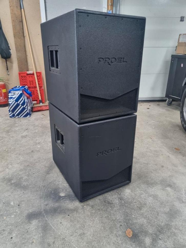 2 Proel Flash 15 SA  active Subwoofers - 350W RMS, 15 inch, Muziek en Instrumenten, Percussie, Ophalen