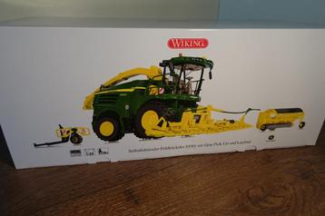 Te koop Wiking John Deere 8500i met mais/grasbek . beschikbaar voor biedingen
