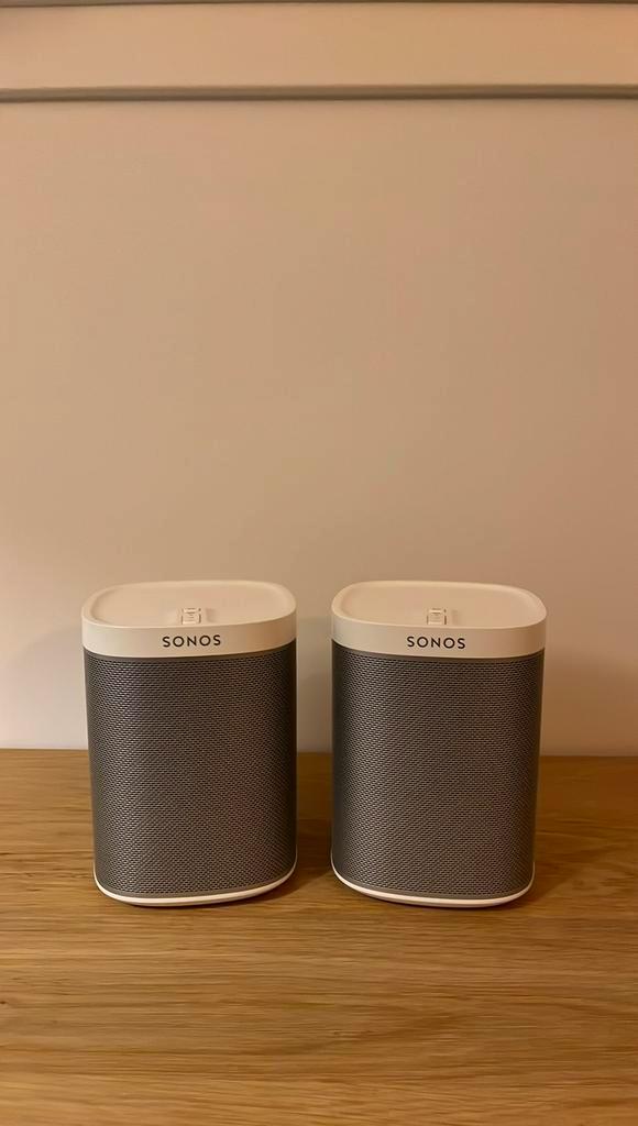 Sonos Play 1 wit gen1 s2 app, top conditie, Audio, Tv en Foto, Luidsprekers, Zo goed als nieuw, Front, Rear of Stereo speakers