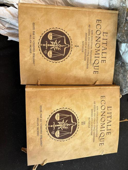 Oude Italiaanse boeken, Boeken, Fantasy, Gelezen, Ophalen of Verzenden