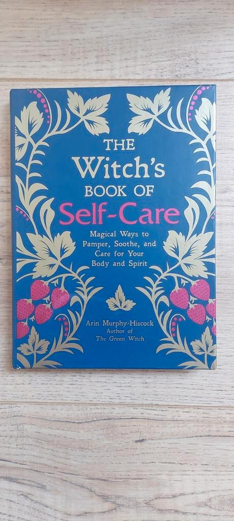 The Witch's Book of Self-Care - Arin Murphy-Hiscock, Boeken, Esoterie en Spiritualiteit, Zo goed als nieuw, Instructieboek, Spiritualiteit algemeen