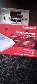T.k. honeywell chronotherm modulation cmt937m1003, Doe-het-zelf en Verbouw, Thermostaten, Ophalen of Verzenden, Zo goed als nieuw