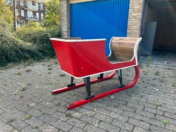 Prachtige handgemaakte arrenslee beschikbaar voor biedingen