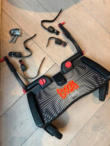 Buggyboard meerijdplakje met extra adapters beschikbaar voor biedingen