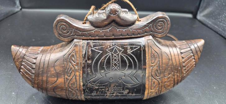 Batak Medicijnhoorn - Sumatra - Indonesische Kunst, Antiek en Kunst, Kunst | Niet-Westerse kunst, Ophalen of Verzenden