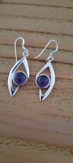 Antieke, zilveren oorbellen met amethisten., Ophalen of Verzenden, Zilver, Oorbellen, Met edelsteen