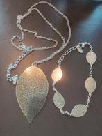 Zilverkleurige filigraan ketting en armband set, Ophalen of Verzenden, Nieuw, Zilver, Overige materialen