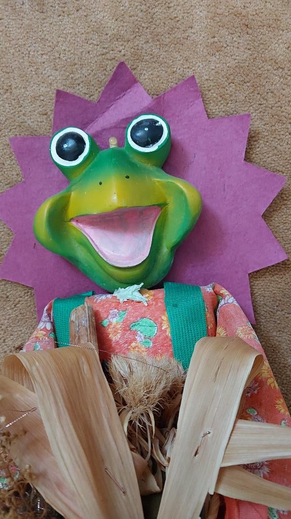 Kikker pop met mandje decoratie, Kinderen en Baby's, Kinderkamer | Inrichting en Decoratie, Ophalen of Verzenden, Zo goed als nieuw