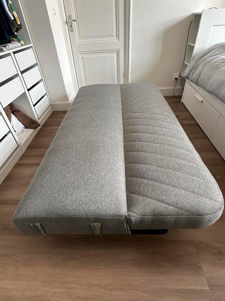 Jysk Paradis Slaapbank - Comfortabel en Stijlvol, Huis en Inrichting, Slaapkamer | Slaapbanken, Zo goed als nieuw, 140 cm, 200 cm