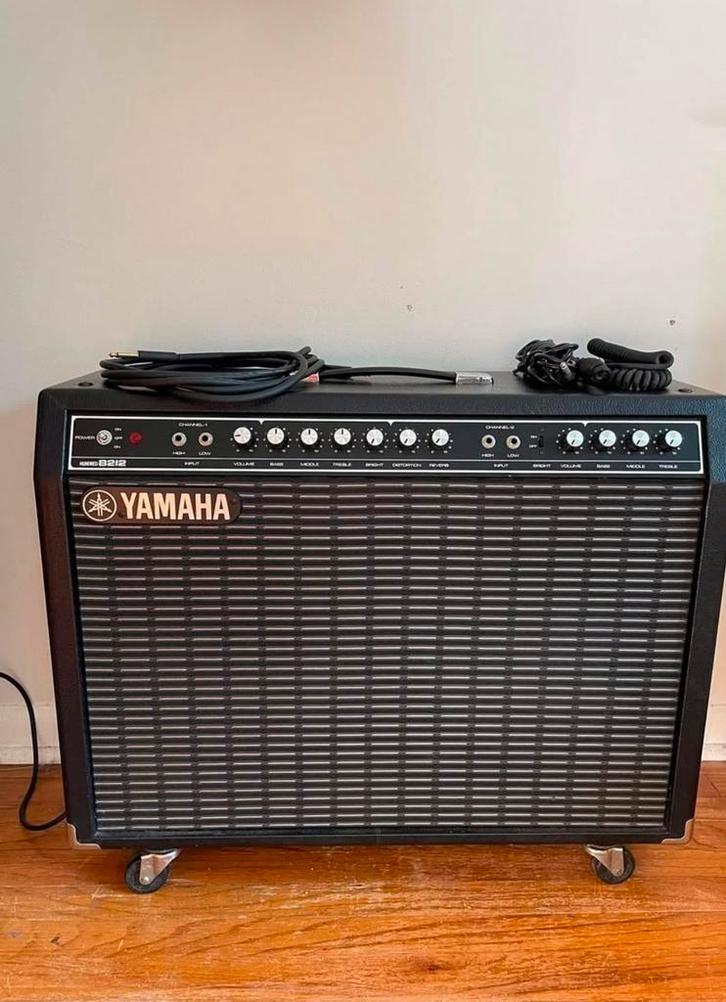 Yamaha B212 Gitaarversterker, Muziek en Instrumenten, Versterkers | Bas en Gitaar, Gebruikt, Gitaar, 50 tot 100 watt, Ophalen
