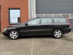 Volvo V70 2.4 170pk Edition 2 - schuifdak - xenon - orig NL, Auto's, Volvo, Voorwielaandrijving, Beige, Stoelverwarming, Leder en Stof