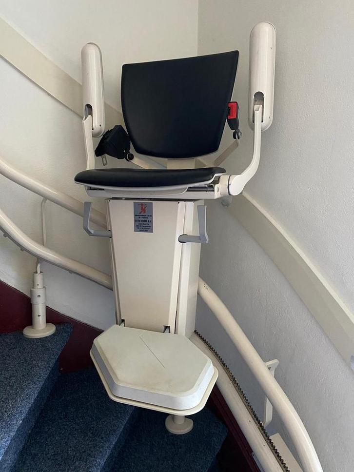 Otolift | traplift | model 87 | in prima staat, Diversen, Trapliften, Gebruikt, Met bocht, Ophalen