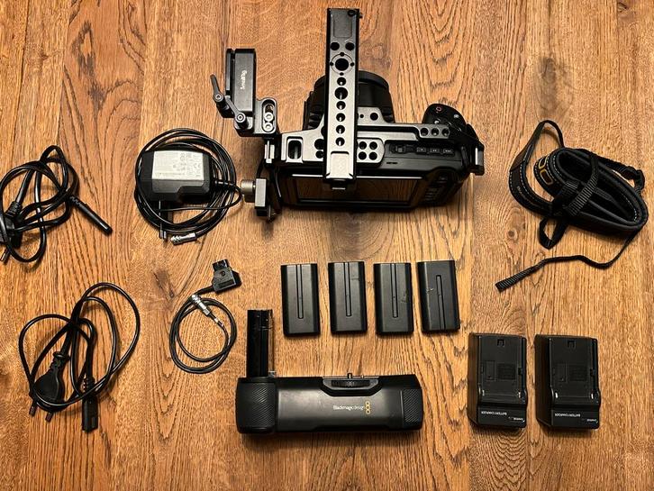 Blackmagic Pocket Cinema Camera 6K (Canon EF), Audio, Tv en Foto, Videocamera's Digitaal, Gebruikt, Camera, Overige soorten, Overige merken