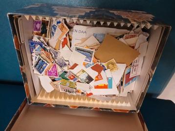 postzegels binnen- en buitenland beschikbaar voor biedingen