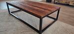 Stoere salontafel met houten blad en metalen frame, Huis en Inrichting, Ophalen, Gebruikt, 100 tot 150 cm, 50 tot 100 cm
