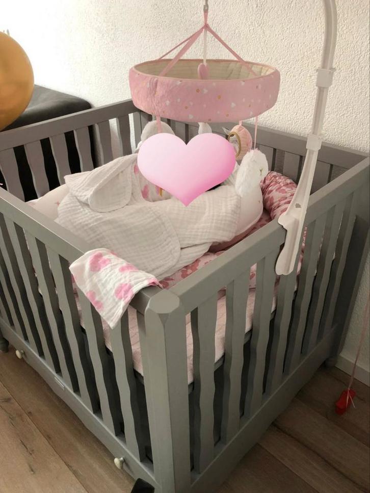 Box van Coming Kids Pebbles grijs, Kinderen en Baby's, Boxen, Zo goed als nieuw, In hoogte verstelbaar, Lade, Ophalen