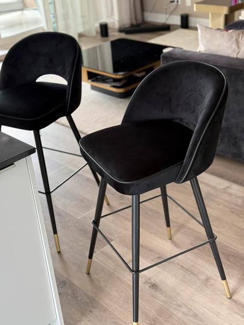 Eichholtz Cliff barstoelen – set van 2 – Roche black velvet, Huis en Inrichting, Barkrukken, Nieuw, Ophalen of Verzenden