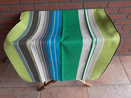Kleine verduisteringsgordijn. 115cm bij 70cm, Hobby en Vrije tijd, Stoffen en Lappen, Zo goed als nieuw, Polyester, 30 tot 120 cm