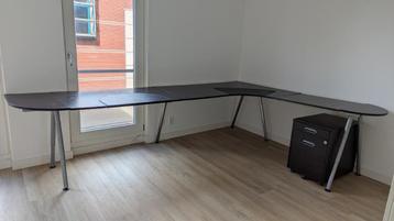 Groot hoekbureau Ikea donkerbruin hout