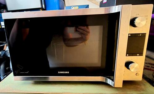 Samsung combi magnetron oven 45liter, Witgoed en Apparatuur, Magnetrons, Gebruikt, Vrijstaand, Combimagnetron, 45 tot 60 cm, Oven